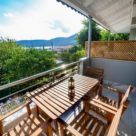 Filia & Apartment Agioi Apostoloi (Evia)